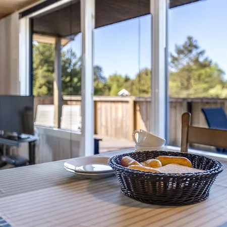 度假居 Sara - 2-5km From The Sea By Interhome *
