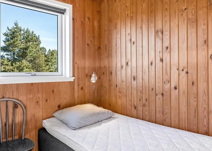 Holiday home Sara - 2-5km From The Sea By Interhome